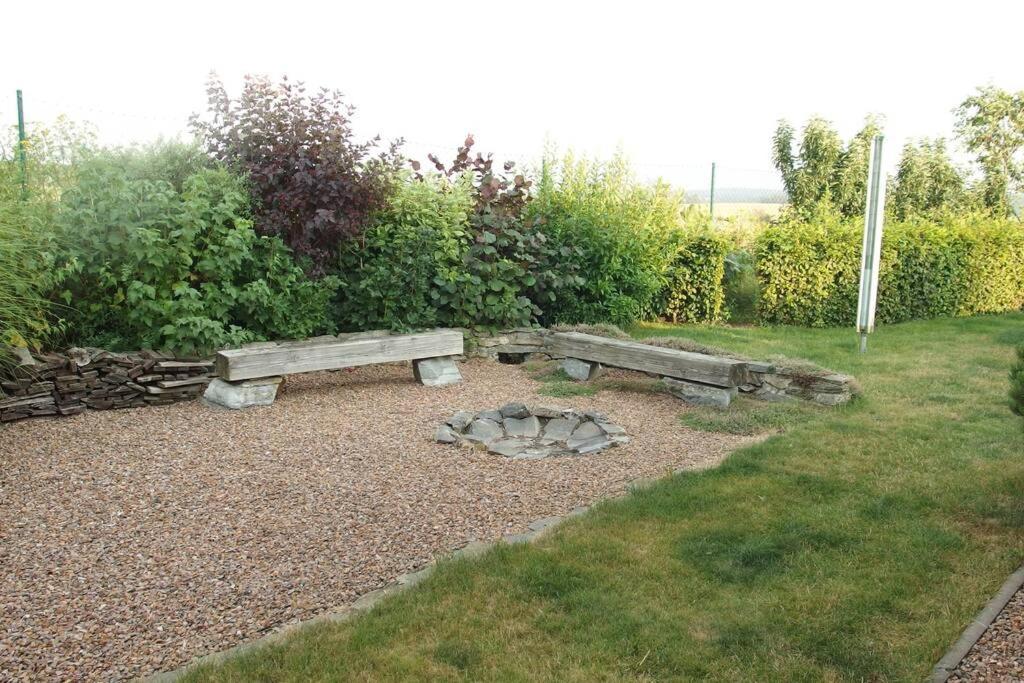 Nice appartment Křoví in family house with shared pool, terrace&garden Krovi Exterior foto